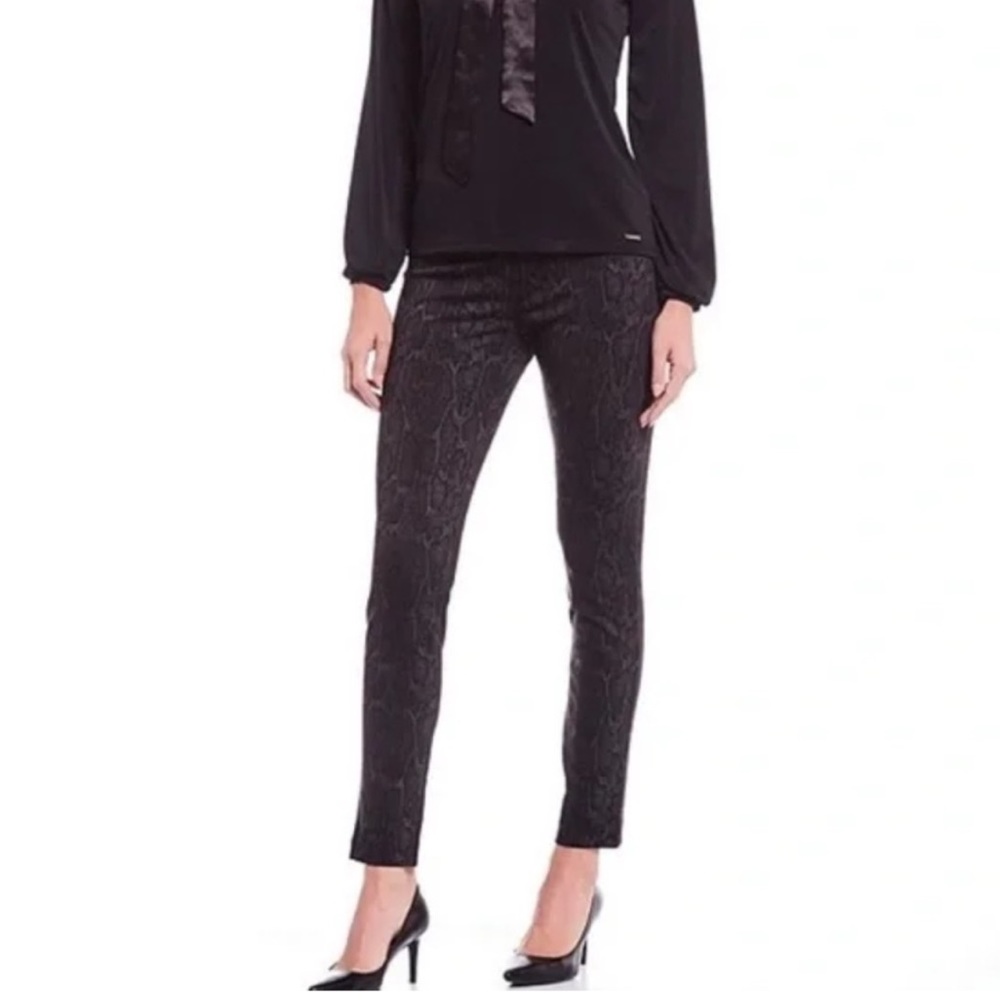 NWT Calvin Klein Snakeskin Legging